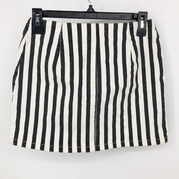 Urban Outfitters Womens A-Line Mini Skirt Small White Striped Stretch Front Zip - Picture 4 of 7